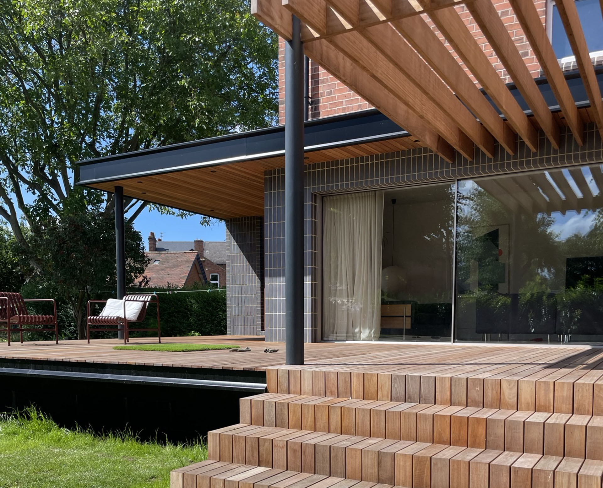 Staffs blue smooth brick slips on a contemporary residential extension